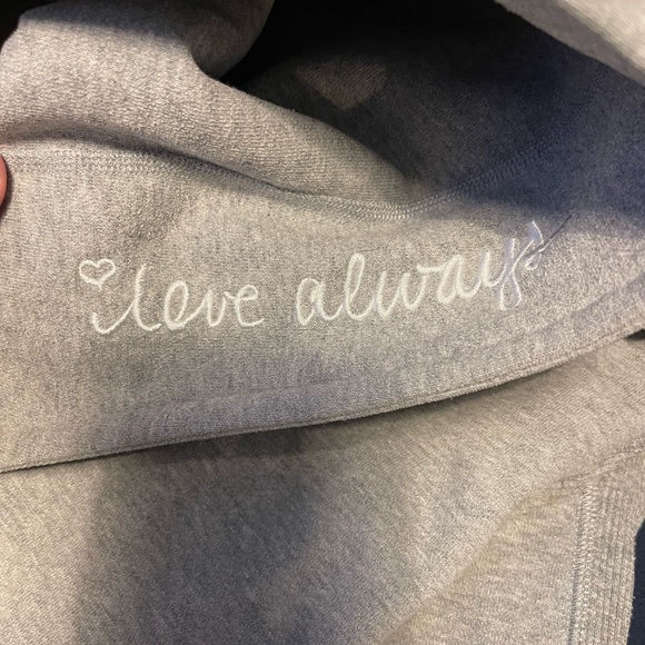 Lululemon limited edition scuba in heather grey - Picture 1 of 2